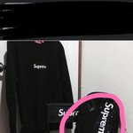 얘들아 슈프림 이 가방 정보 아는 사람 제발 ㅈㅂ