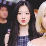 <b>슈화</b> 너무 예쁜듯