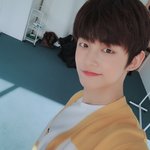 엥 연준 <b>머리</b> <b>염색</b>함?