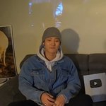 [EXO] 왜 난 찬열이 비니 쓴거 <b>오랜만</b>에 본거같냐?