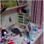 [댓글부탁해] 여자들아, 제발 남자 근처에 <b>오지</b>좀 마 더러워