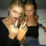 새학기 인.싸.되.는.법 알려줄다 이뇬들아