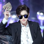 [EXO] 오늘부터 예판시작이네