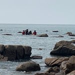해수욕장 밀물 고립 10대 2명 구조