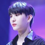 [댓글부탁해] 얼굴 여러개인거 같은 아이돌 있어?