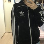 얘들쓰 요즘 이거 입고다니면 <b>애바</b>쓰?ㅂ