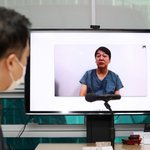 수술복 입은 안철수, 與野 싸잡아 비판…“지금이 싸울 때냐”