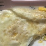 아빠가 <b>후식</b>으로 계란후라이를 만들었따...