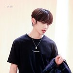 [댓글부탁해] 자기 본진 <b>사복</b>짤 나눠주라