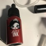 나 화장대 정리하다가 <b>유물</b> 발견함