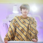 팬들 바라보는 몬엑 형원 눈빛