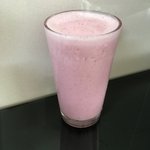 <b>냉동</b>딸기 맛있게 먹는 법 아는 사람••