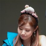 다이어트 할까 겁나는 <b>여</b>돌