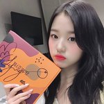 [댓글부탁해] 장원영 이 화장 ㅈㄴ따라하고싶다.