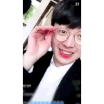 <b>이찬원</b> 안경쓴거 ㅈㄴ 귀엽다