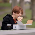 [강다니엘] [안녕다니엘] 강다니엘 와앙 먹었는데