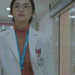 <b>냉철</b>해보이지만 은근 허당인 캐릭터