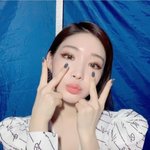 이런 <b>회색</b> 매니큐어 어디서 팔아??