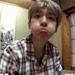 얘더라 엑소 그 짤 있는 사람 ㅠㅠㅠㅠㅠ퓨ㅠㅠㅠ