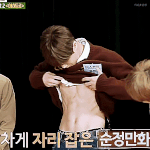 [모두드루와] 너 아이돌 누구 좋아하니? MB...아...<b>문빈</b>이요..