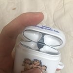 얘들아 <b>에어</b><b>팟</b> <b>케이스</b>가 안 빠져 ;;;;