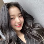 [댓글부탁해] 얘드라 ㅈㅂ 화장품 <b>인생템</b>좀 적구가즈라... ㅠㅠ