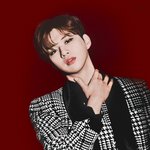 [강다니엘] 솔직히 이건 한번 <b>입어</b>줘야됨ㄹㅇ