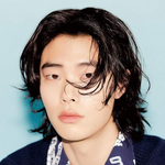 류준열 <b>장발</b> 화보