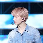 [NCT] <b>지성</b>이 배경화면 할 사진좀 주라!!!