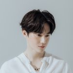 수호 첫 솔로앨범 전곡 <b>작사</b> 참여