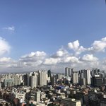 서울인데 하늘 ㅈㄹ <b>깨끗</b>하다