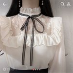 이 블라우스 어디껀지 아는사람ㅠㅠ