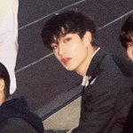 교복 잘어울리는 남돌이 찐남돌이라 생각함