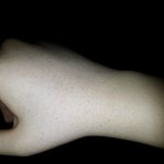 나 <b>손</b>쪽에 뭐 나는데 이거 먼지 아는<b>사람</b>?