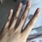 내 <b>손</b> 많이 <b>남자</b>같아?