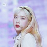<b>현생</b> 집중을 방해하는 여돌