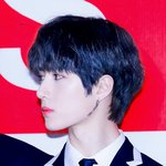 <b>하쿠</b> 상 아이돌 쓰고 가자