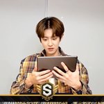 [EXO] 와 찬열이 진짜 <b>손</b>큰거봐ㅋㅋㅋ