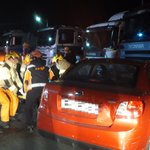 무면허로 부모 차 몰던 10대, 주차된 <b>화물차</b> 들이받아 3명