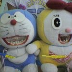 <b>박사</b>방vs박사모 누가 더 비호감?