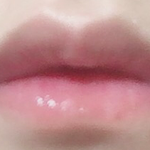 나 <b>입술</b> 작고 이상해?ㅠㅠ