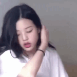 [댓글부탁해] 나 몇달전이긴 한데 장원영 얼굴 진짜 가까이서 본적있당