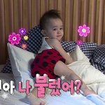 [댓글부탁해] 머리 묶는게 더 잘어울리는건 <b>모야</b>
