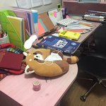 아 __ <b>책상</b> 정리햇단 거 보고 나도 삘받아서
