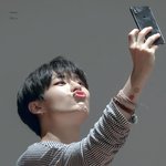<b>덕</b>질하는 애들아