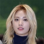이 여자는 고양이<b>상임</b> 강아지<b>상임</b>?