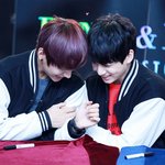 [모두드루와] 방탄 정국이랑 <b>뷔</b> 턱자란거봐 ㄷㄷ