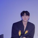 <b>조승연</b> 어깨 이거 찐이냐..?