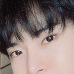 [NCT] 도영이 <b>피부</b>는 모르겠고