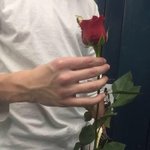 누가 자꾸 <b>남자손</b> 사진 올려